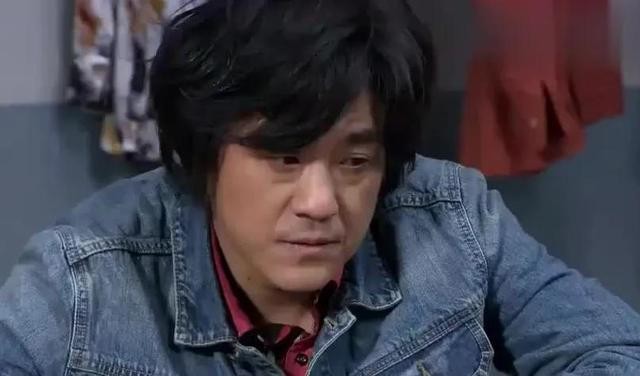 何冰老婆资料图片（国家一级演员何冰一顿饭捡了个老婆）