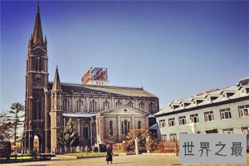 世界上最著名的哥特式建筑排行，感受西方最古老的哥特式建筑