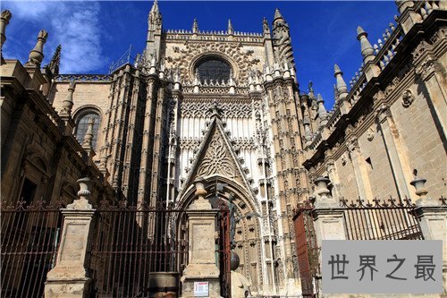 世界上最著名的哥特式建筑排行，感受西方最古老的哥特式建筑