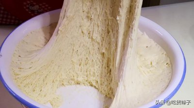 ​不用酵母怎样发面最快？教你1招，30分钟快速发满盆
