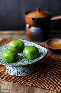 ​青团是什么，是用什么做的