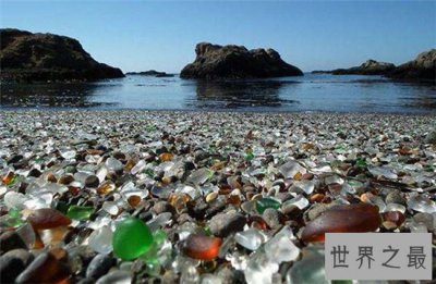 ​全球十大最奇特的旅游景点，竟然有会发光的海滩！