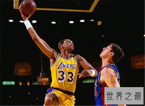 世界十大篮球明星排行榜，乔丹勇夺第一名