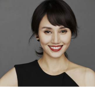 ​袁泉个人资料：从北漂少女到剧场女王，32岁与夏雨从校服走到婚纱
