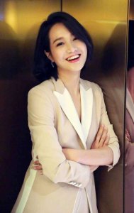 ​朱丹个人资料简介：一婚被丈夫抛弃，二婚嫁给周一围，如今她幸福吗？