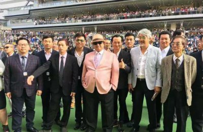 ​洪家班捧红了哪些人？这些人个个名气响亮