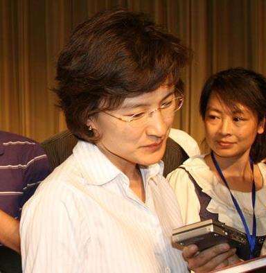 揭央视主持人董倩个人资料  董倩职业经历曝光