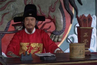 ​知府大人相当于现在什么官 古代知府、知州、知县哪个官大？