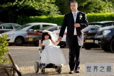 ​世界最小新娘，身高仅81厘米依旧收获爱情！