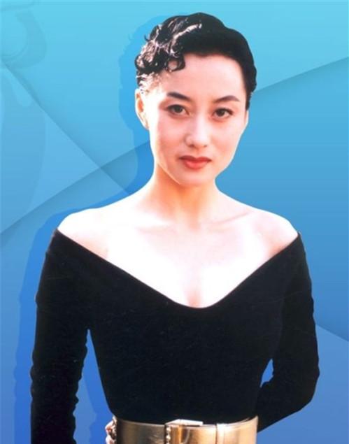 利智身高 利智体重