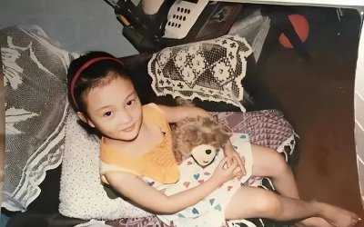 ​李小璐黄体事件梗(称自己是因为过度劳累导致了黄体破裂)