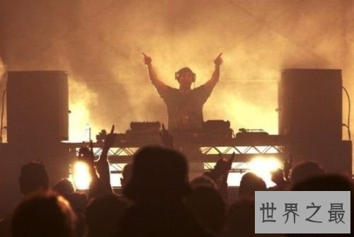 世界十大夜生活最疯狂的城市，激情刺激肉体的碰撞