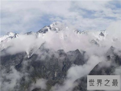 ​世界第一高峰是哪座 珠穆朗玛峰当选其中