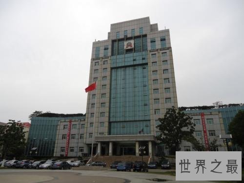 全国百强县榜单，江苏一带发展迅速。