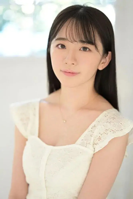 日本三月新秀東雲みれい套图，气质超凡脱俗！
