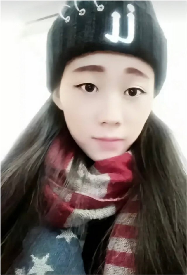 乐山民警持枪伤人女主照片 乐山沐川女主角杨川本人照片长什么样子