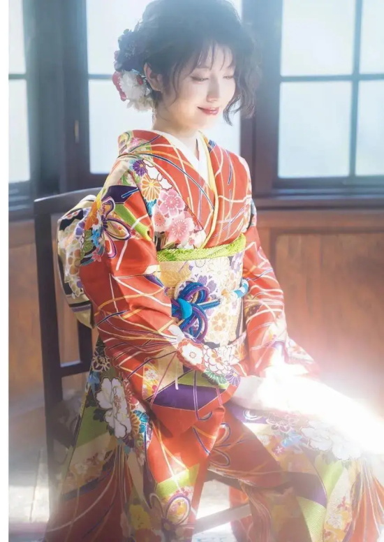日本新一代初恋女神，滨边美波写真集美图分享