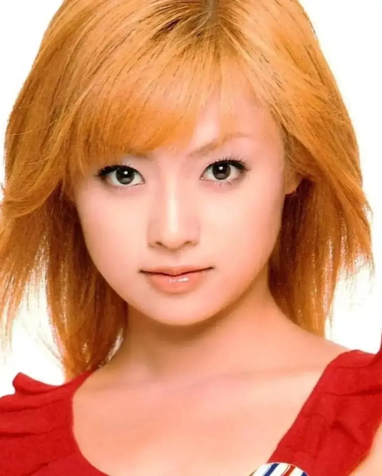 日本冻龄女神深田恭子：性感与可爱兼并