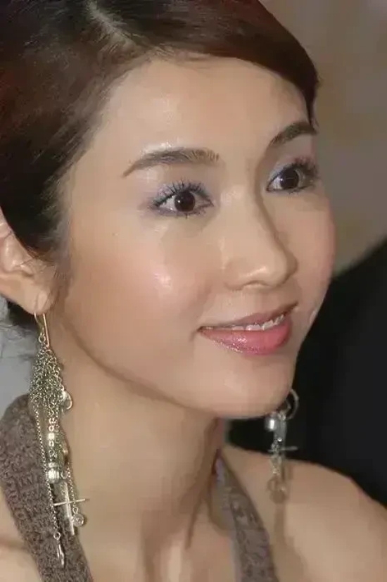 “酒窝女神”黎姿到底有多美，连张柏芝都甘拜下风