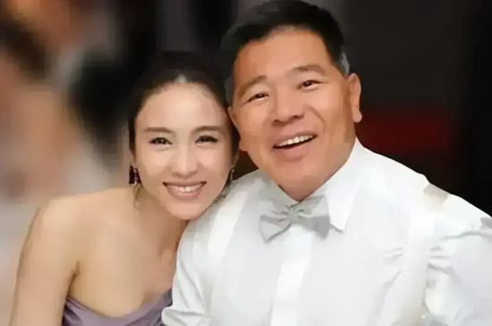 “酒窝女神”黎姿到底有多美，连张柏芝都甘拜下风