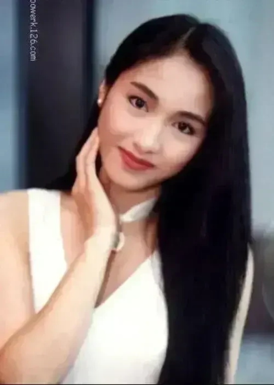“酒窝女神”黎姿到底有多美，连张柏芝都甘拜下风