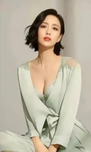 ​盘点女神佟丽娅性感惊艳高清写真图片，颜值依旧耐打