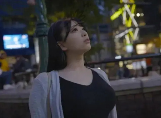 日本女明星花柳杏奈美图分享，战力最强新人萝莉！