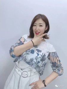 ​优雅女文青水野朝阳美图分享，G罩杯的天花板！