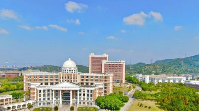 ​中国最好的医科大学排名前十的是（中国最好的医科大学排名前十的是分数）