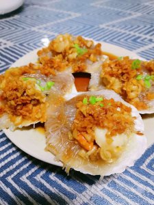 ​蒜蓉粉丝蒸扇贝蒸多久（冷冻蒜蓉粉丝蒸扇贝蒸多久）