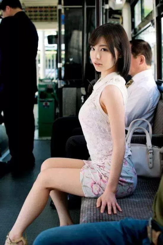 蚊香花魁铃村爱里美图分享，宅男都想娶回家！