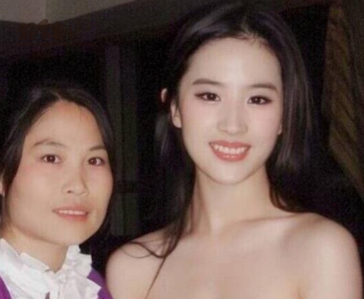 哪些明星的素颜很惊艳 她是大众心中永远的素颜女神