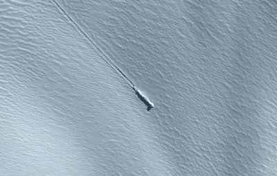 ​Google地球在南极洲发现UFO跑道？网友称是不明飞行物坠机现场