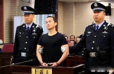 ​张扣扣案件的社会反思走到今天他同样是个受害者