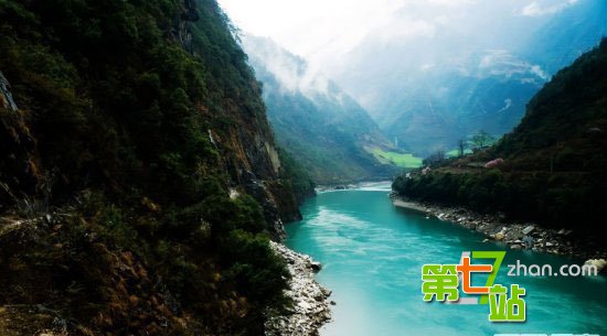 中国境内峡谷奇观：万壑争奇巧夺天工