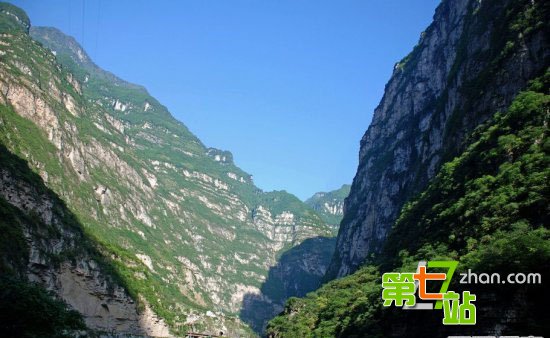 中国境内峡谷奇观：万壑争奇巧夺天工