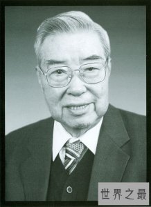 ​中国最年轻的省委书记是谁 曾在位最重视山西日报