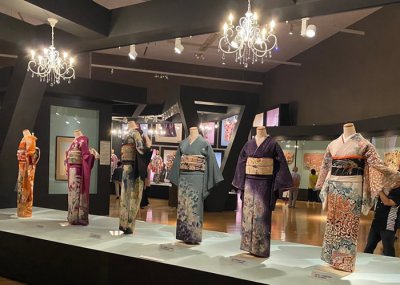 ​日本东京国立博物馆举行和服特别展“着物 KIMONO”