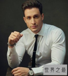 ​全球最帅医生走红，可以出道当明星的帅医生