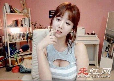 女主播朴妮唛真实身份 可真是位能豁出去的姑娘