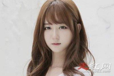 女主播朴妮唛真实身份 可真是位能豁出去的姑娘