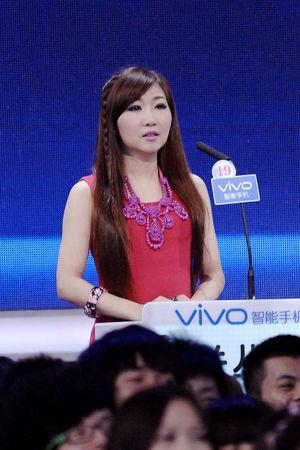关丛非牵手后怎么样了 关丛非和朱晓争夺之战