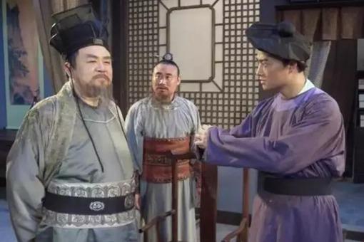 溜须拍马什么意思?