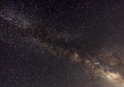 ​九月份将迎来中秋节、御夫座流星雨和英仙座ε流星雨