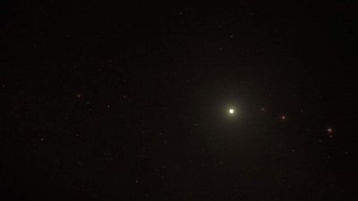 ​HR 8799恒星系统中的两颗行星最低旋转速度分别为每秒10.1公里和每秒15公里