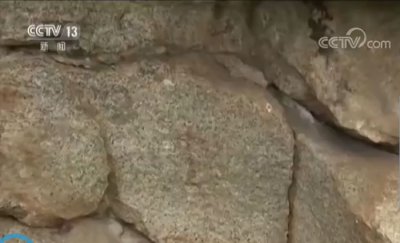 ​小兴安岭发现1.2万年前旧石器时期彩绘岩画