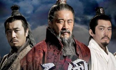 ​公孙瓒当初手里握有十几万大军 公孙瓒最后为何还是一事无成