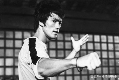​中国十大武术宗师（中国的武术宗师实力排行榜前十名）