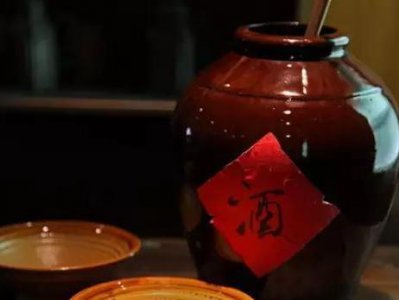 ​买52度白酒可以掺水降低度数(52度白酒加纯净水降低度数)