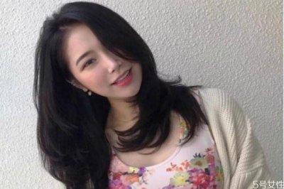 ​云朵烫自己怎么卷 云朵烫发教程